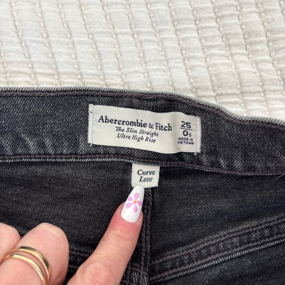 Abercrombie & Fitch Curve Love The Slim Straight Ultra High Rise Women's 25 - Picture 7 of 8